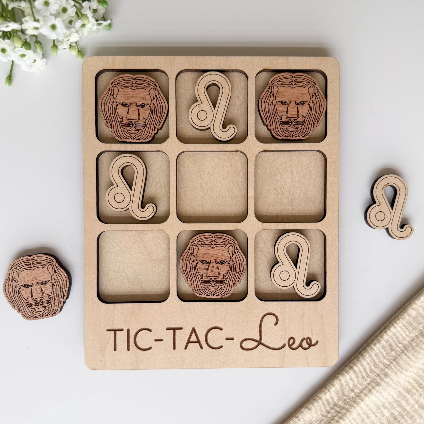 Leo Zodiac Tic Tac Toe Game