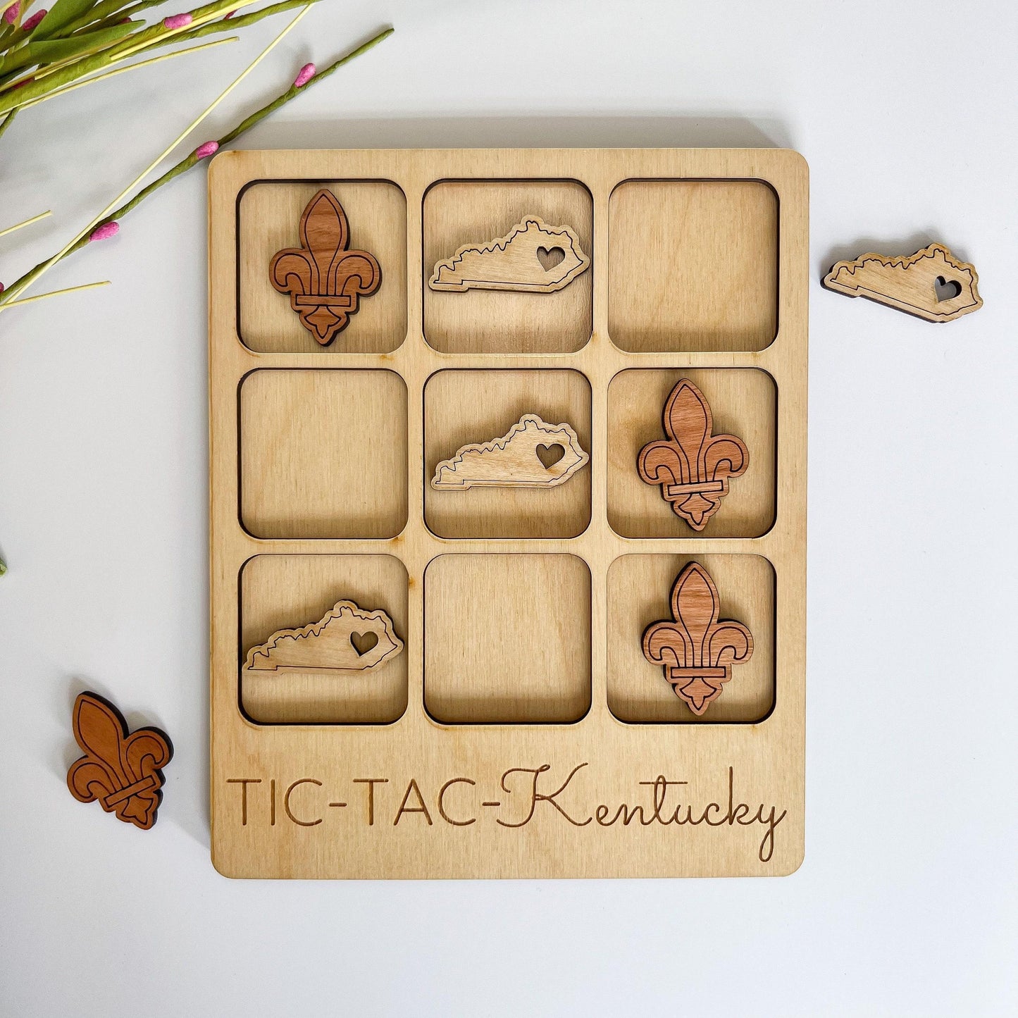 Kentucky Tic Tac Toe Game