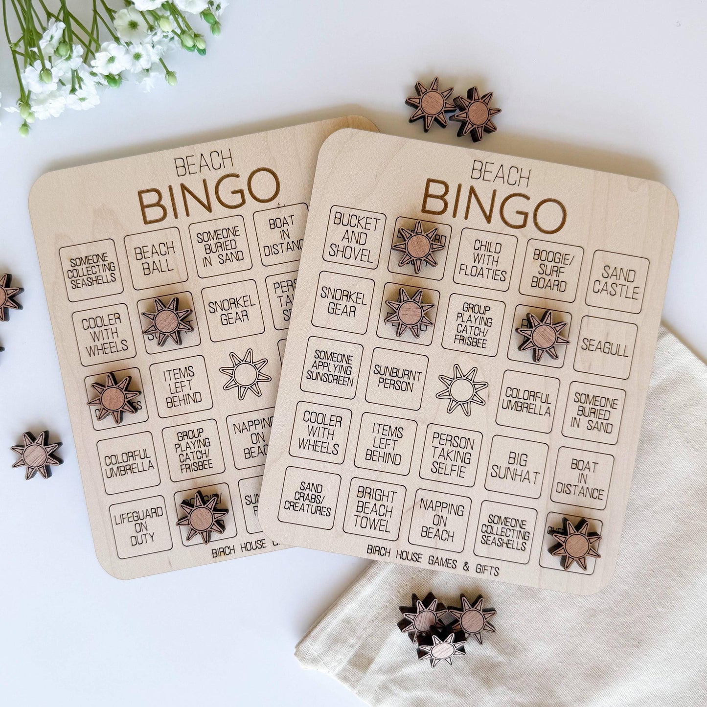 Beach Bingo Game: Outdoor Family Fun (Maple & Mahogany Wood Set)