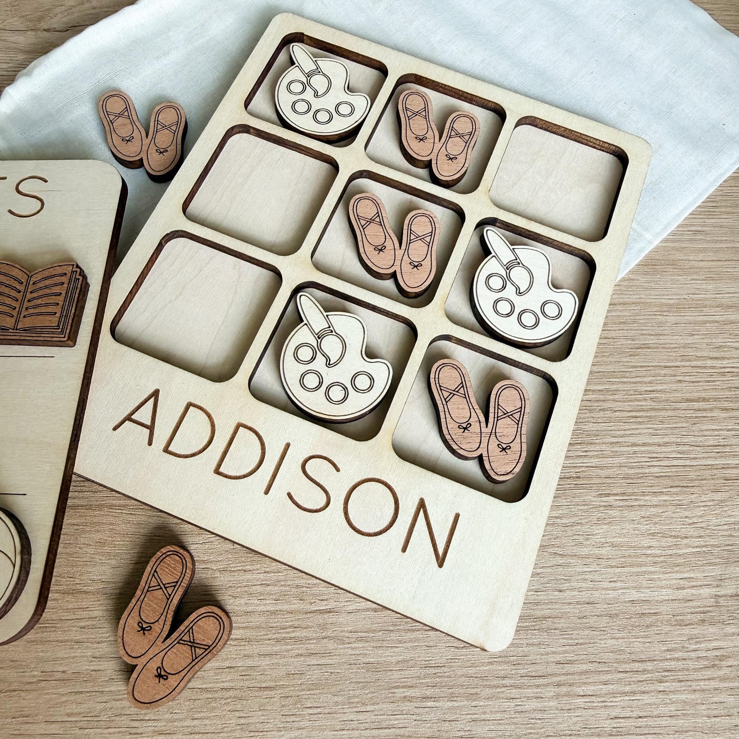 Custom Name Tic Tac Toe Game